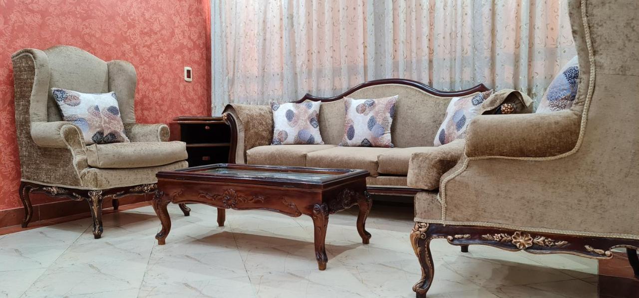 Comfy 3 Bedrooms Apartment In Cairo 96 Экстерьер фото